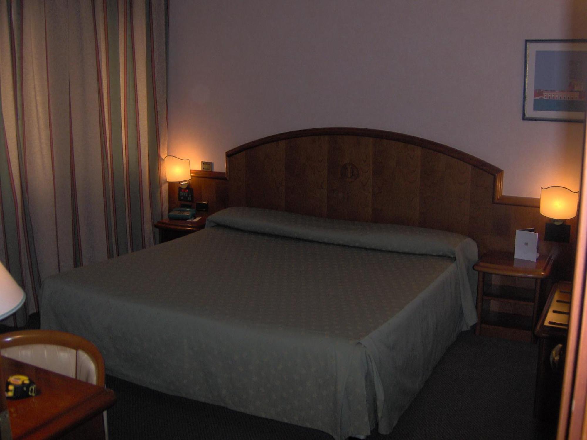Hotel Due Leoni Sacile Zewnętrze zdjęcie