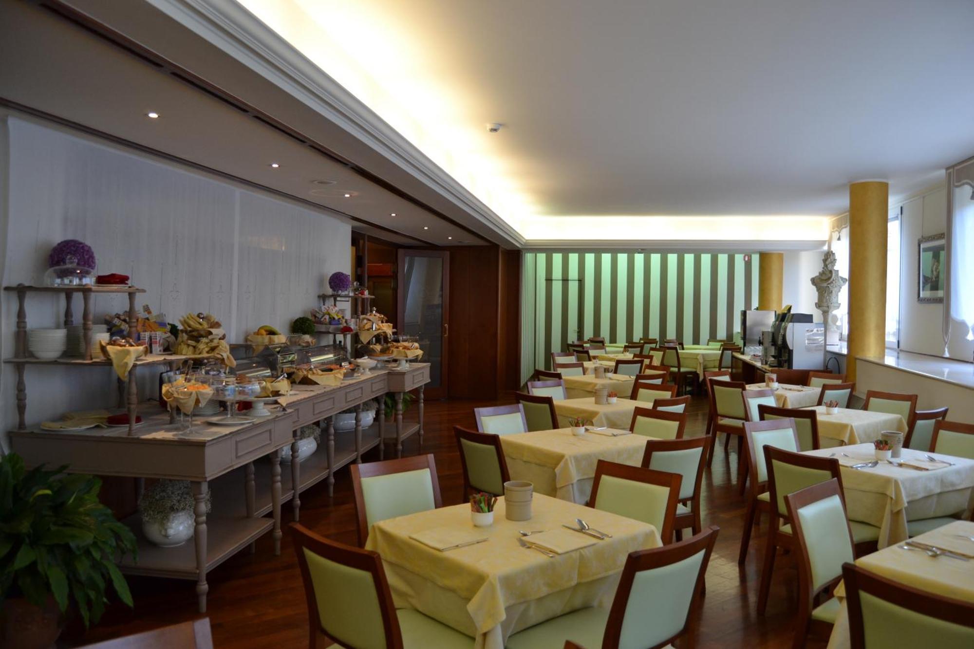 Hotel Due Leoni Sacile Zewnętrze zdjęcie