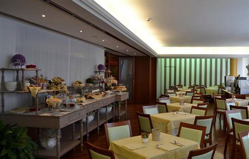 Hotel Due Leoni Sacile Zewnętrze zdjęcie