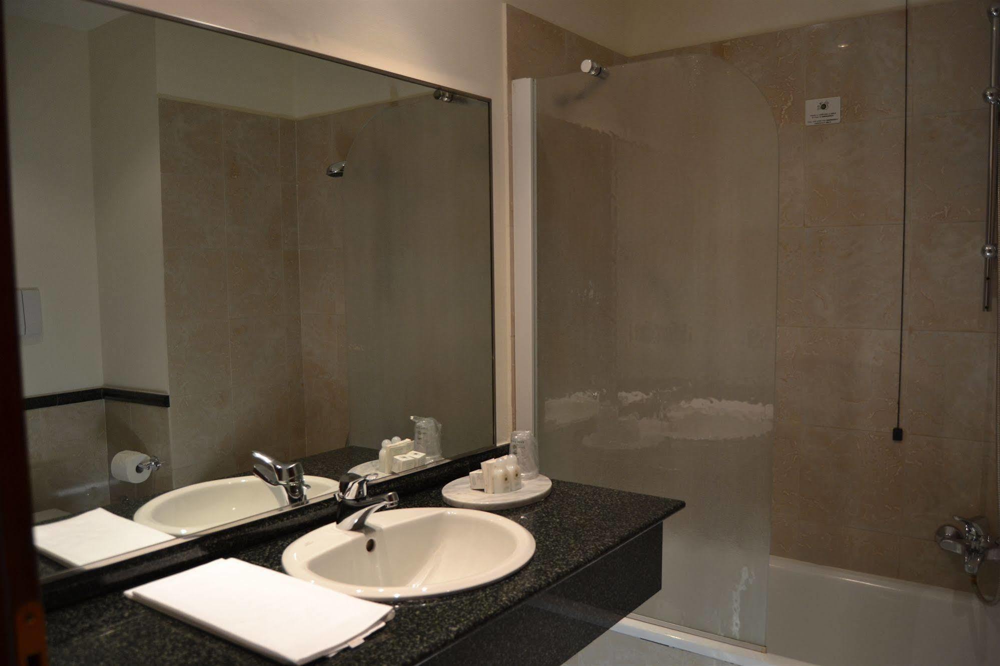 Hotel Due Leoni Sacile Zewnętrze zdjęcie